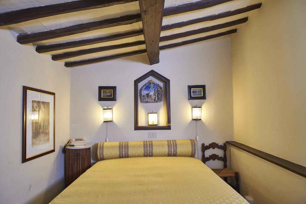 Residenza D'Epoca Eremo Delle Grazie Hotel Monteluco Bilik gambar
