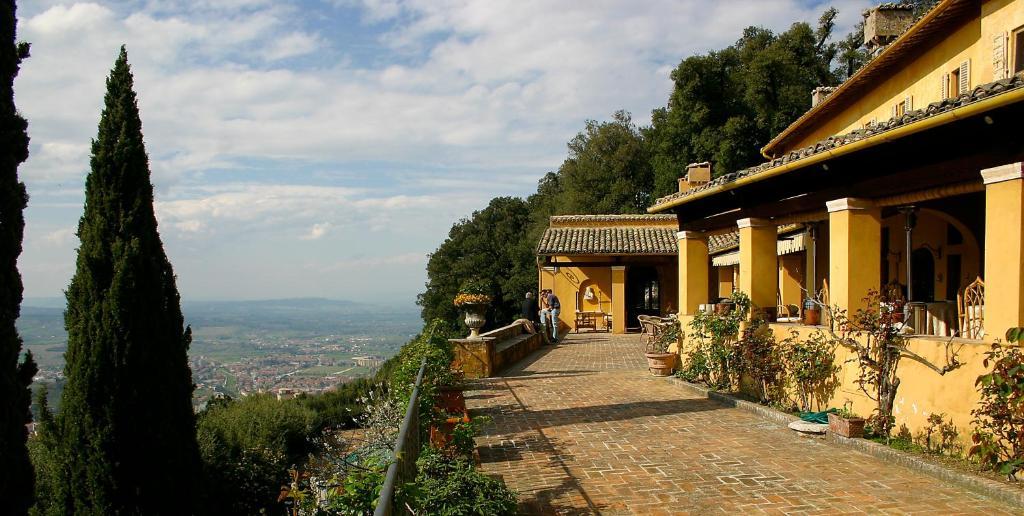 Residenza D'Epoca Eremo Delle Grazie Hotel Monteluco Luaran gambar