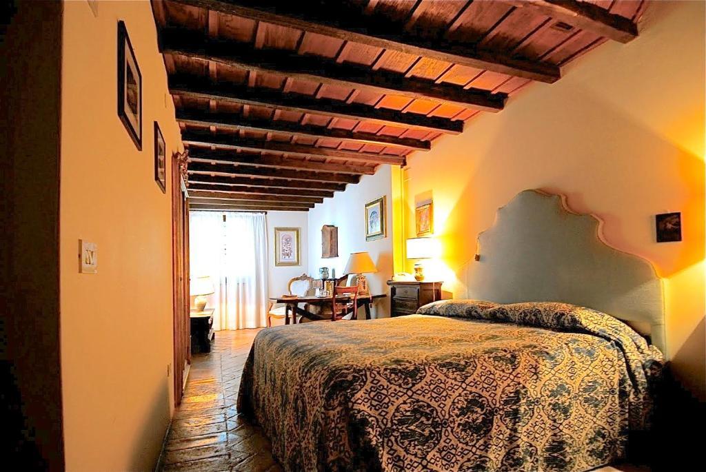 Residenza D'Epoca Eremo Delle Grazie Hotel Monteluco Bilik gambar